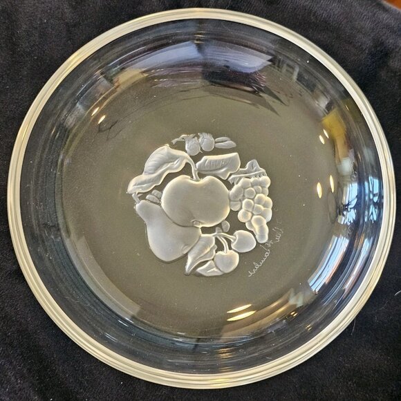 Set Val St Lambert Crystal BRUSSELS INTAGLIO Shallow Fruit Bowls Few Flea Bites - Picture 2 of 10